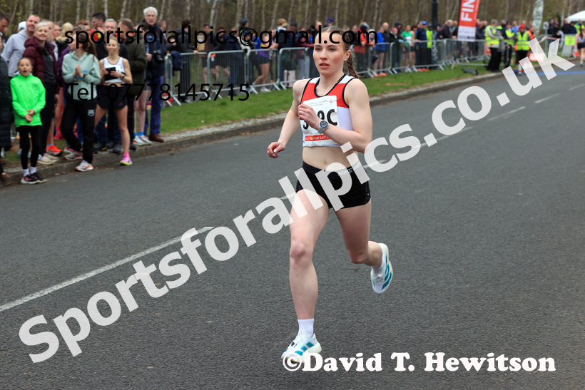 Senior Womens relay, 2026 Elswick Harriers Good Friday Road Relays and Young Athletes, Newburn,  Newcastle upon Tyne. Photo: David T. Hewitson/Sports for All Pics